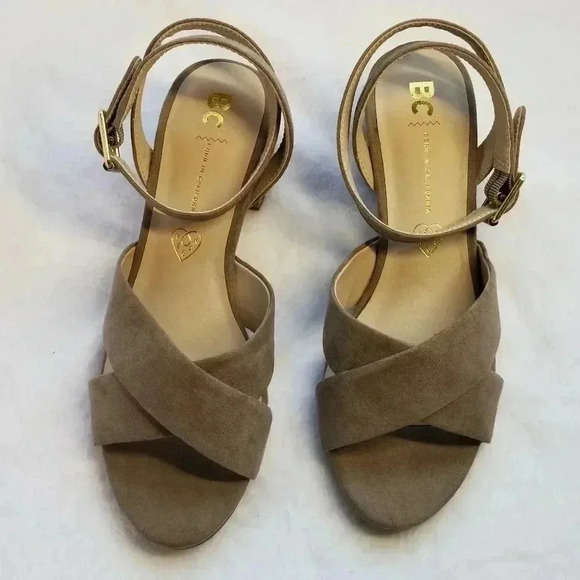 BC BORN IN CALIFORNIA SANDALS - Picture 2 of 6